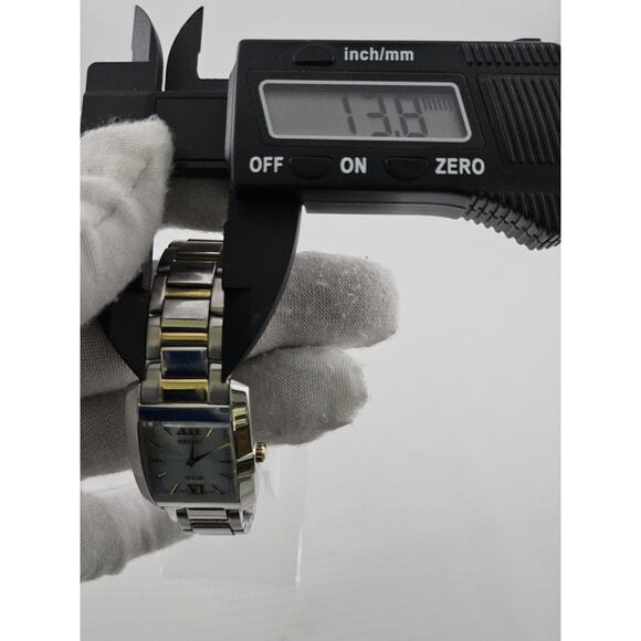 Ladies Seiko Solar V115-0CR0 Quartz Watch New Solar Battery Runs Great MSRP $175 - Picture 13 of 13